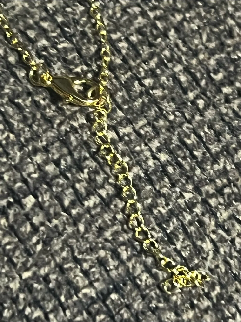 N/A delicate gold
